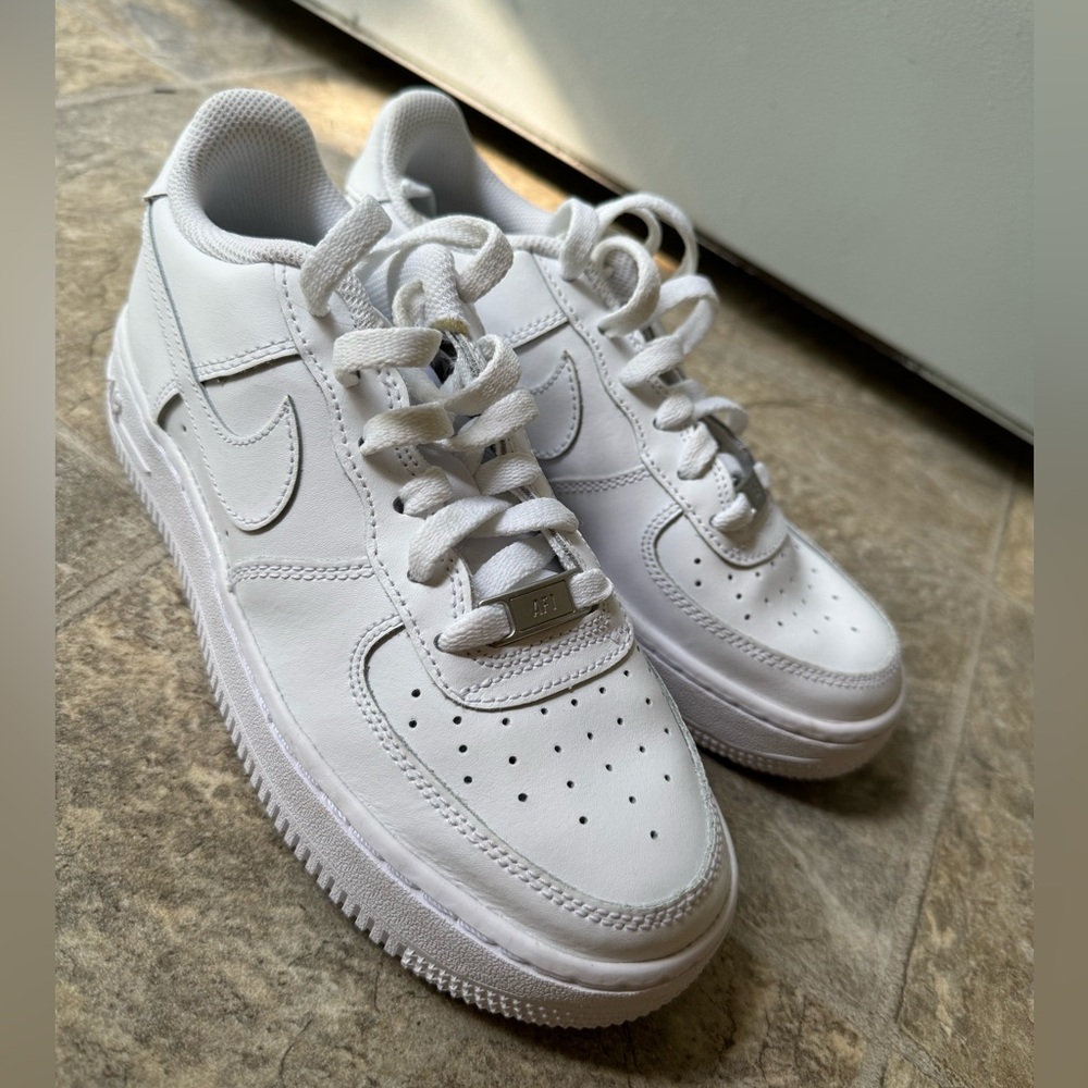 Nike Air Force 1, Big Kid 4.5 Youth